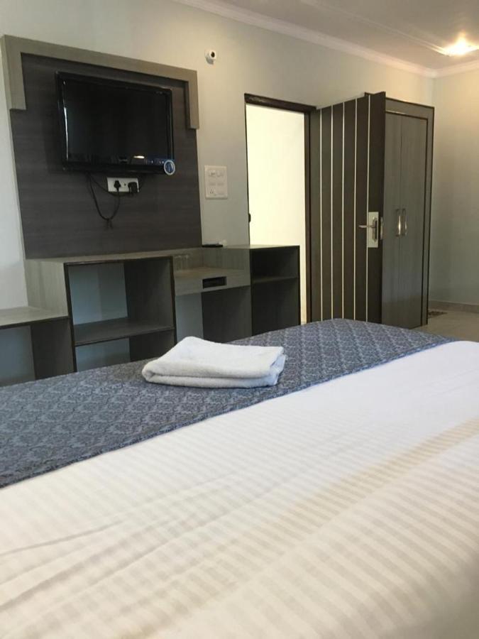 Hotel Devoy Inn By Namastexplorer Tapovan Rishīkesh المظهر الخارجي الصورة